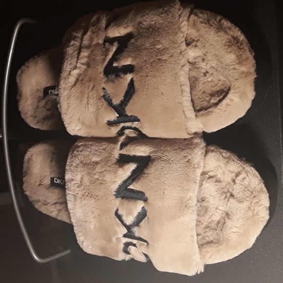 DKNY Palz Slipper Shoes/Sandals, 10 - Picture 2 of 11